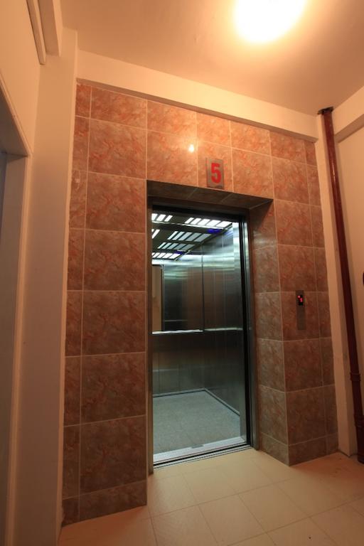 仰光丽晶大酒店 外观 照片